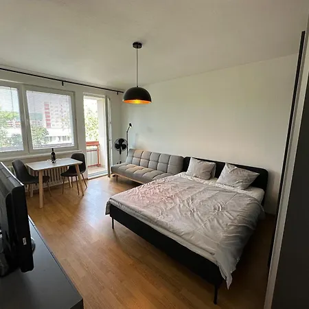 Peaceful Relaxation - Free Parking Апартаменты