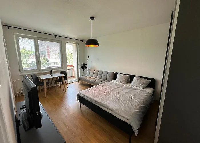 Peaceful Relaxation - Free Parking Appartement